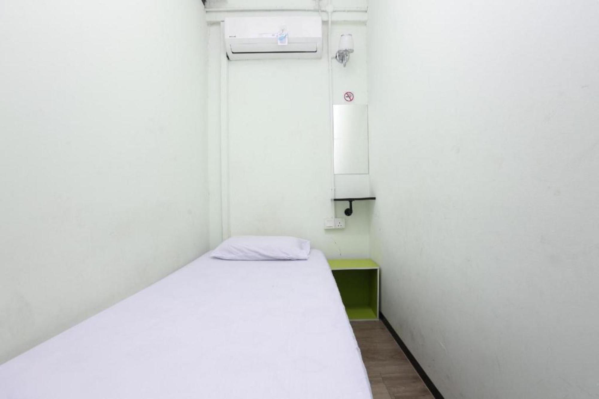 Spot On 90587 The Space Inn Kuala Terengganu Exterior photo