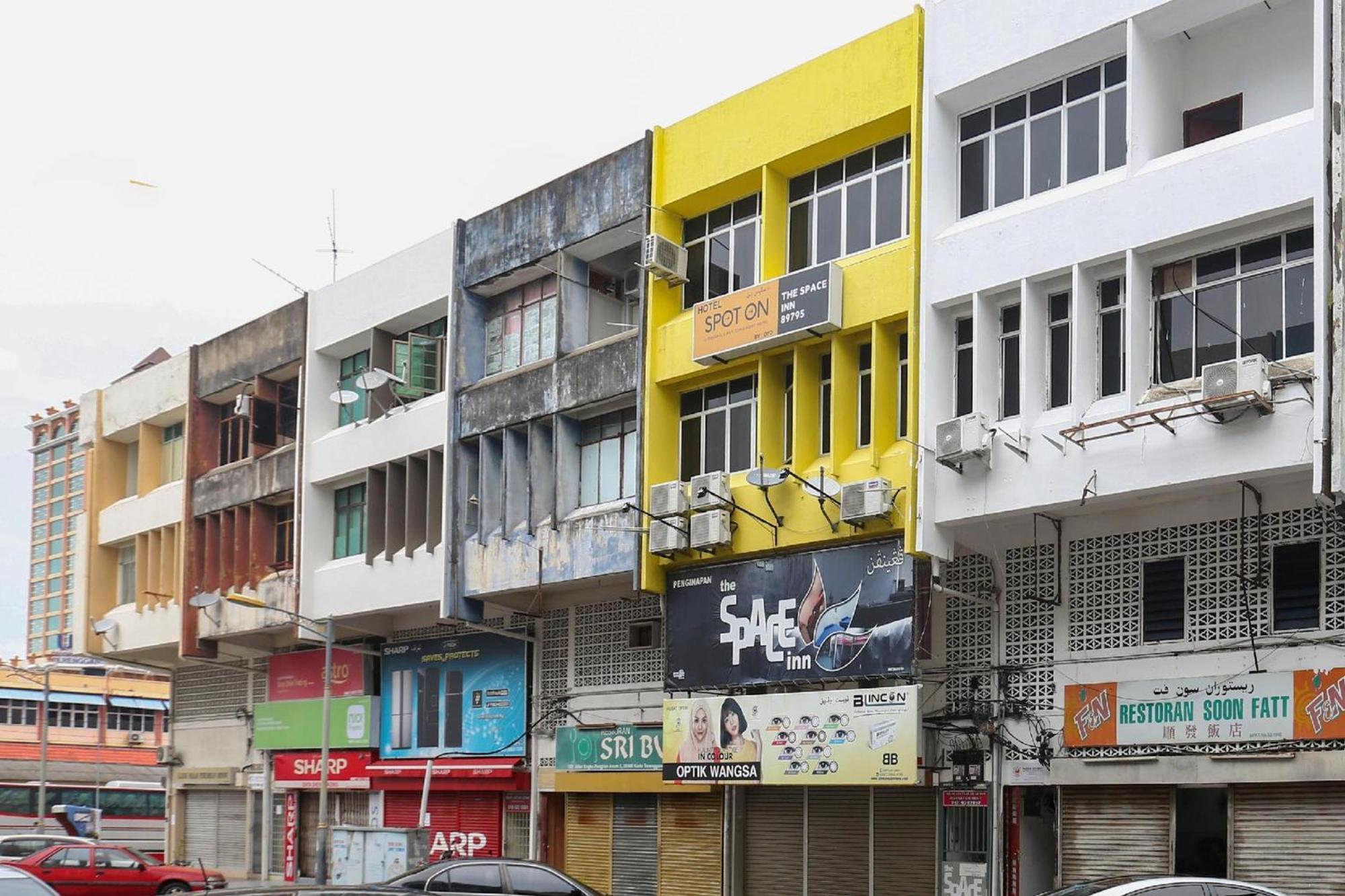 Spot On 90587 The Space Inn Kuala Terengganu Exterior photo